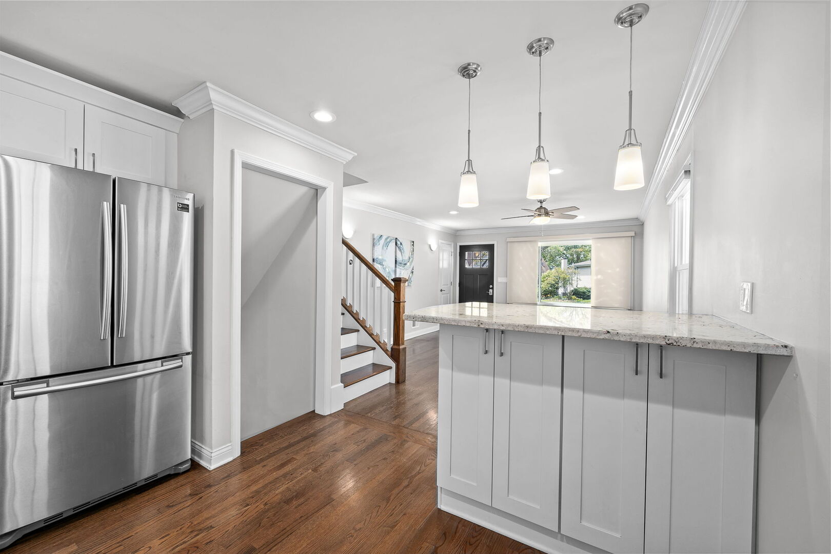 623 S Green Valley Drive, Lombard, IL 60148