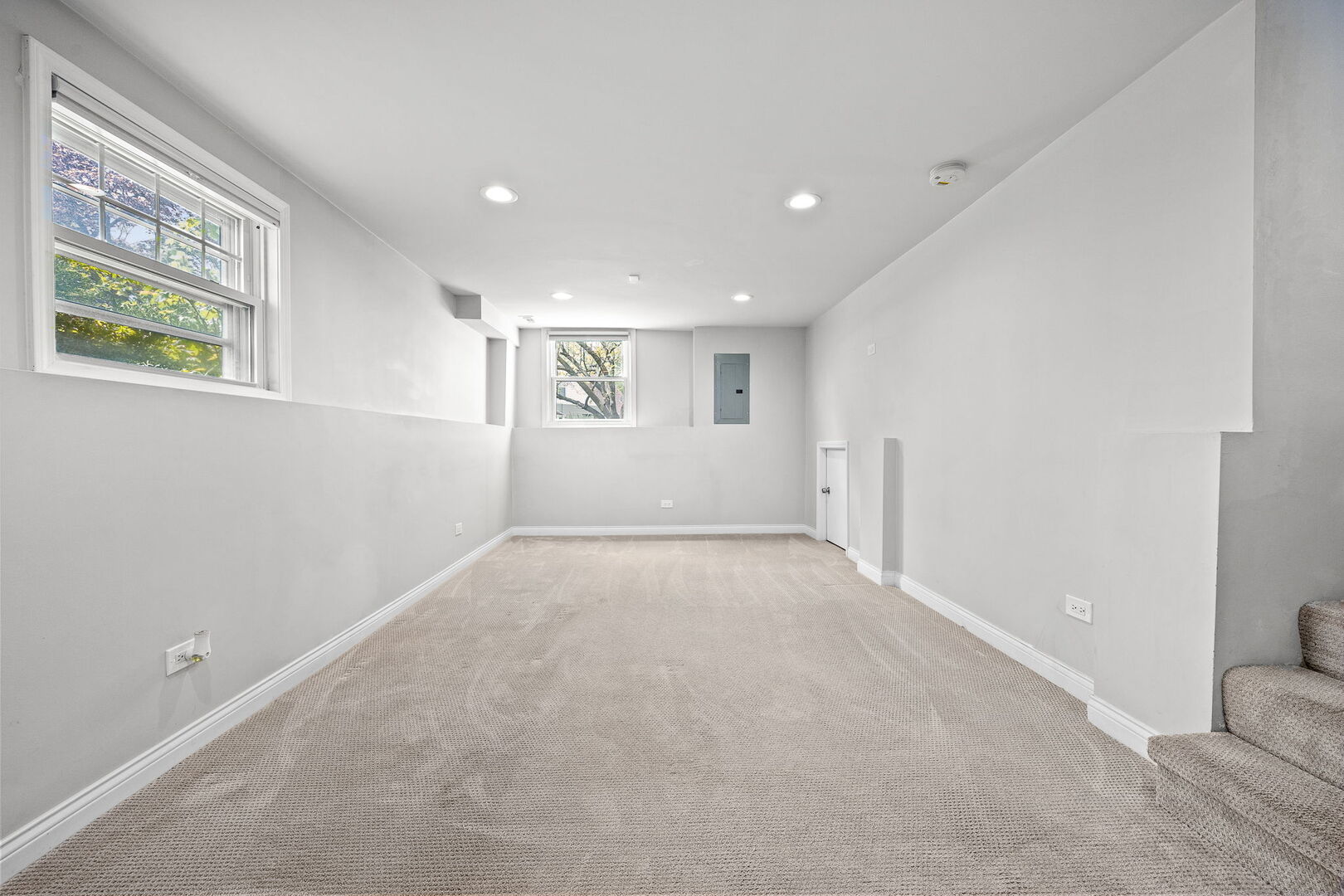 623 S Green Valley Drive, Lombard, IL 60148