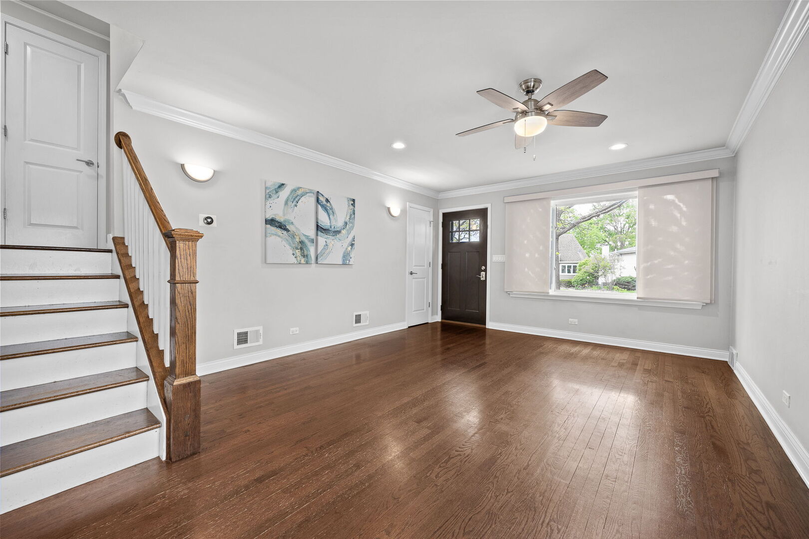 623 S Green Valley Drive, Lombard, IL 60148