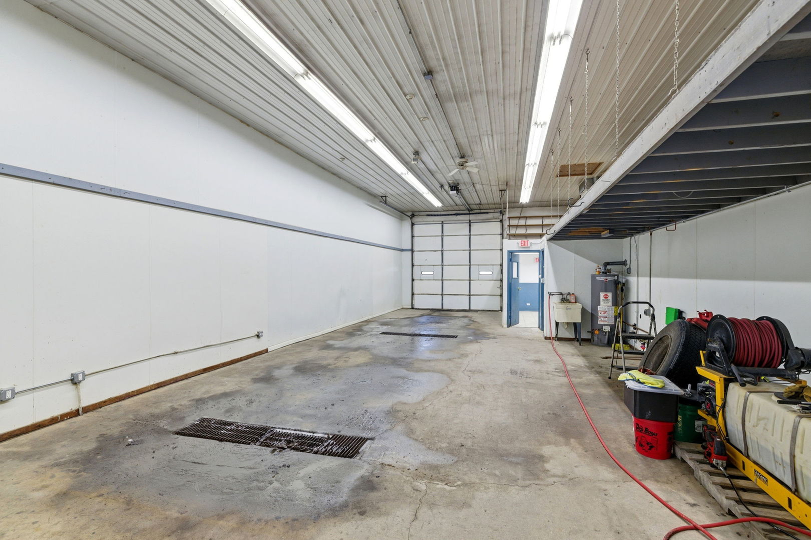 14427 S California Avenue, Posen, IL 60469