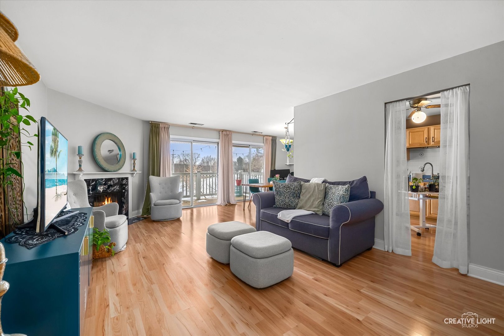 34 Glencoe Court #202-B, Naperville, IL 60565