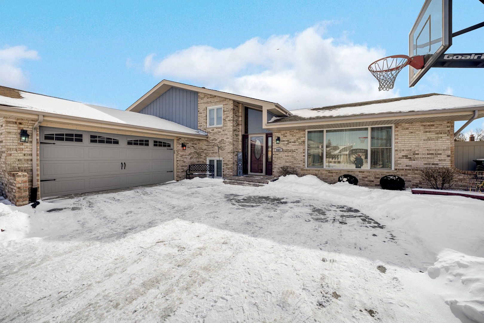 9001 POPLAR Street, Tinley Park, IL 60487