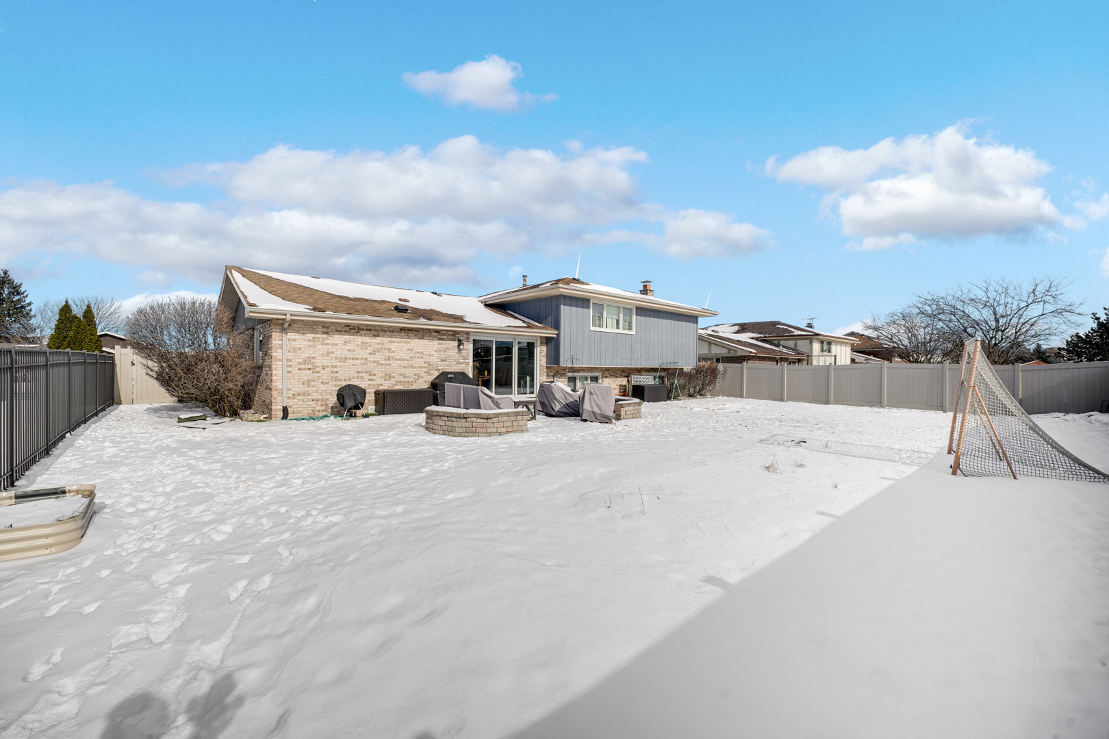 9001 POPLAR Street, Tinley Park, IL 60487