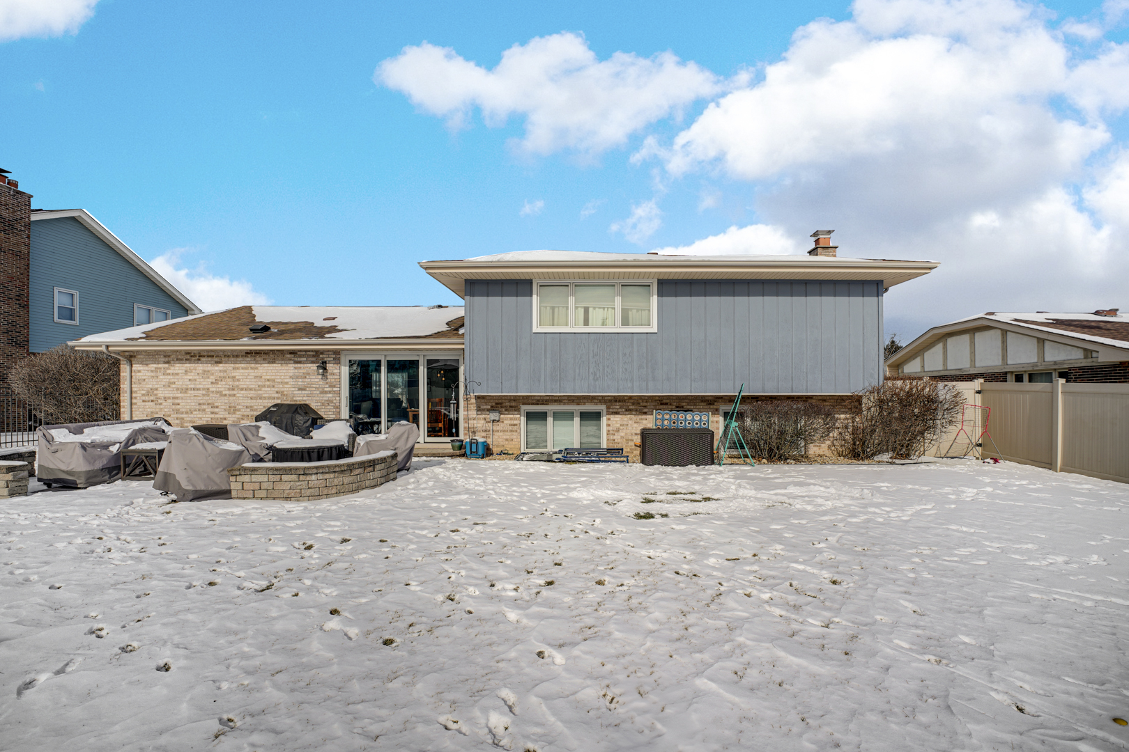 9001 POPLAR Street, Tinley Park, IL 60487