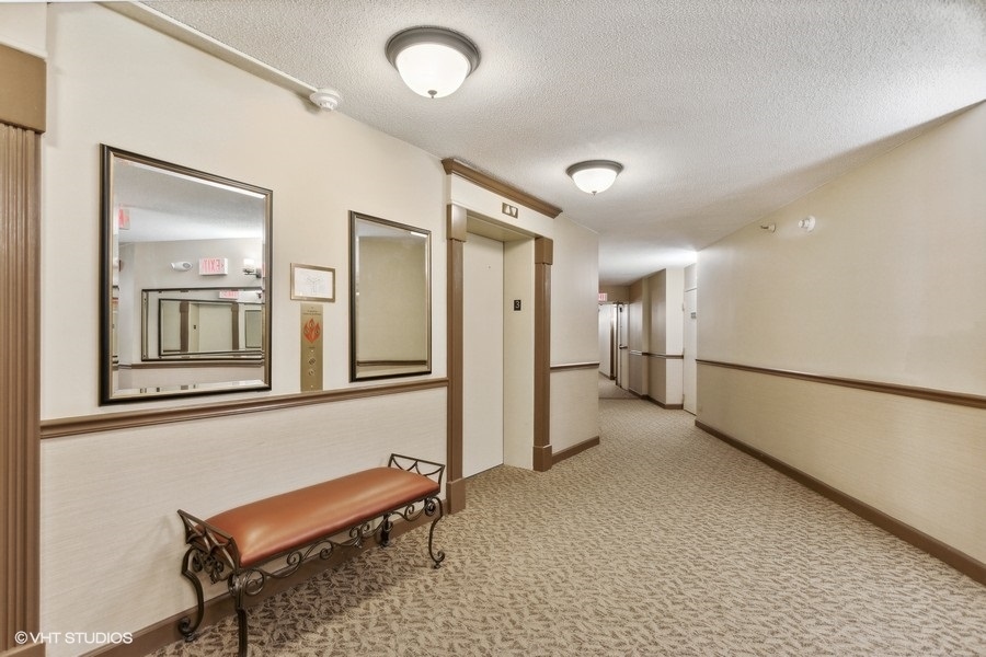 509 Aurora Avenue #616, Naperville, IL 60540