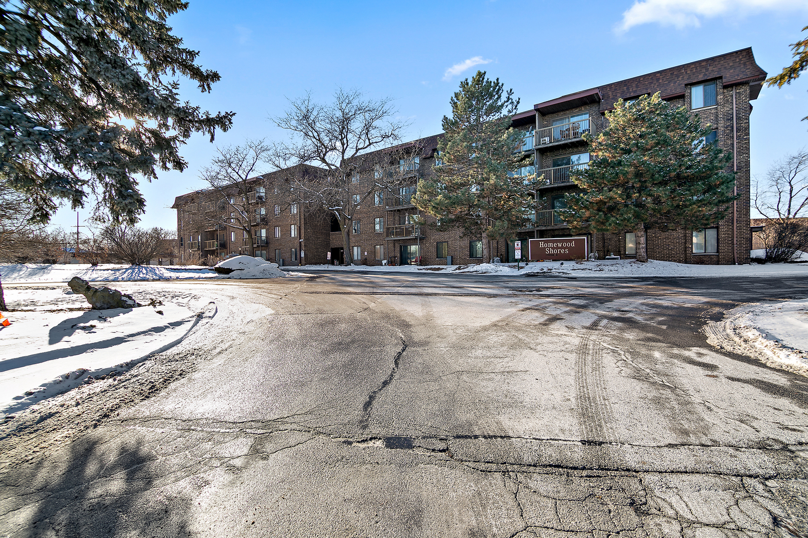 820 Elder Road #C-412, Homewood, IL 60430