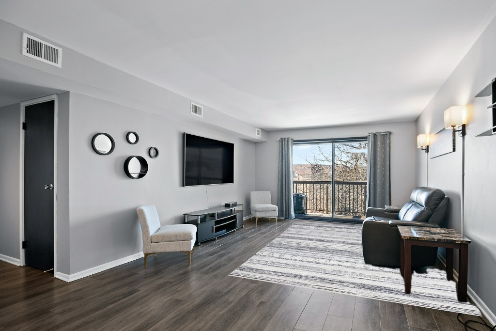 820 Elder Road #C-412, Homewood, IL 60430