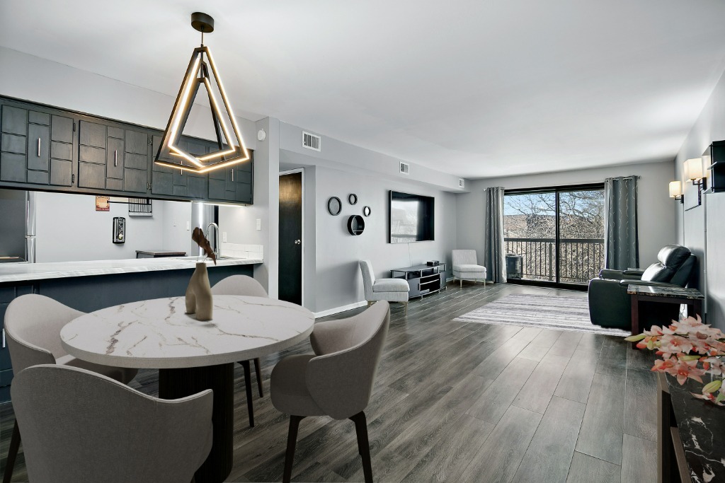 820 Elder Road #C-412, Homewood, IL 60430