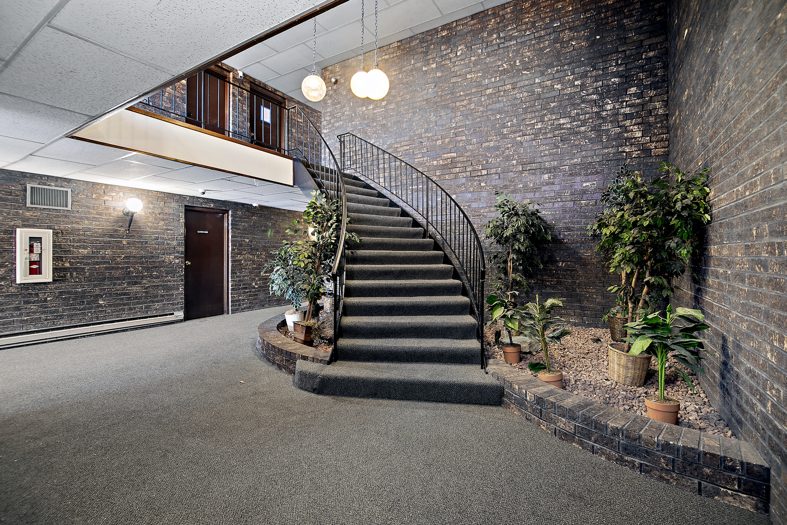 820 Elder Road #C-412, Homewood, IL 60430