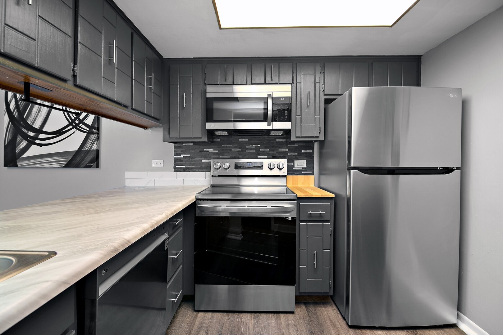 820 Elder Road #C-412, Homewood, IL 60430