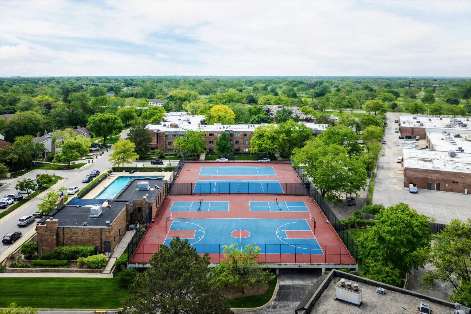 925 SPRING HILL Drive #101, Northbrook, IL 60062