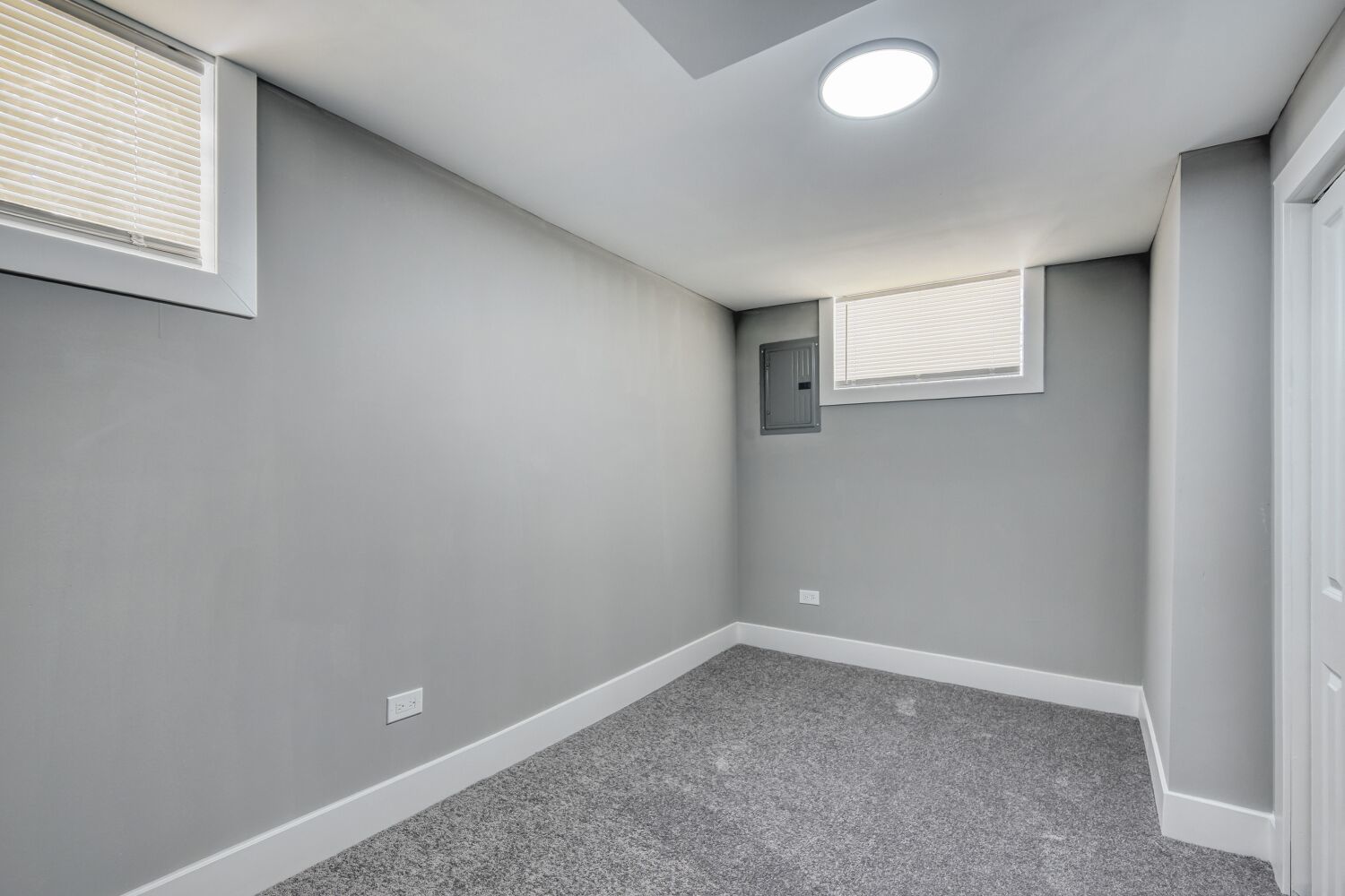 12643 S Harvard Avenue, Chicago, IL 60628