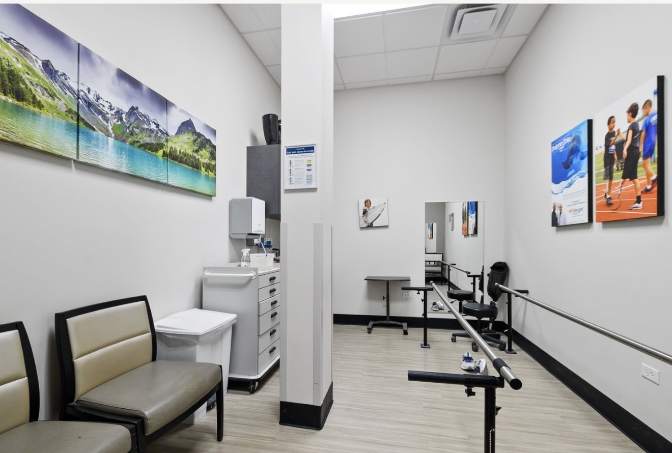 11346 S Cicero Avenue, Alsip, IL 60803