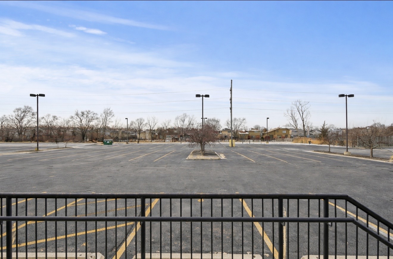 11346 S Cicero Avenue, Alsip, IL 60803