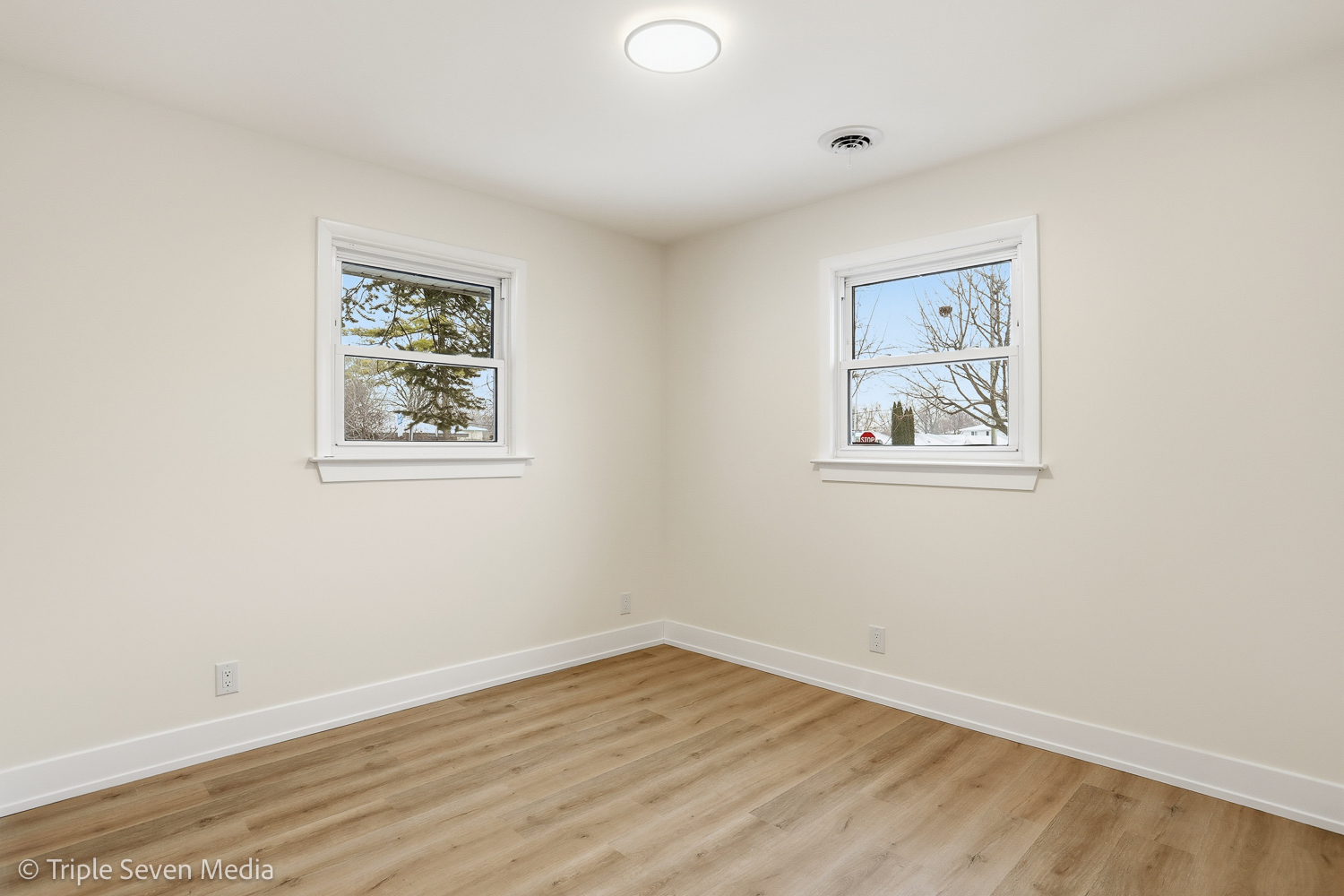 6135 Birmingham Street, Chicago Ridge, IL 60415