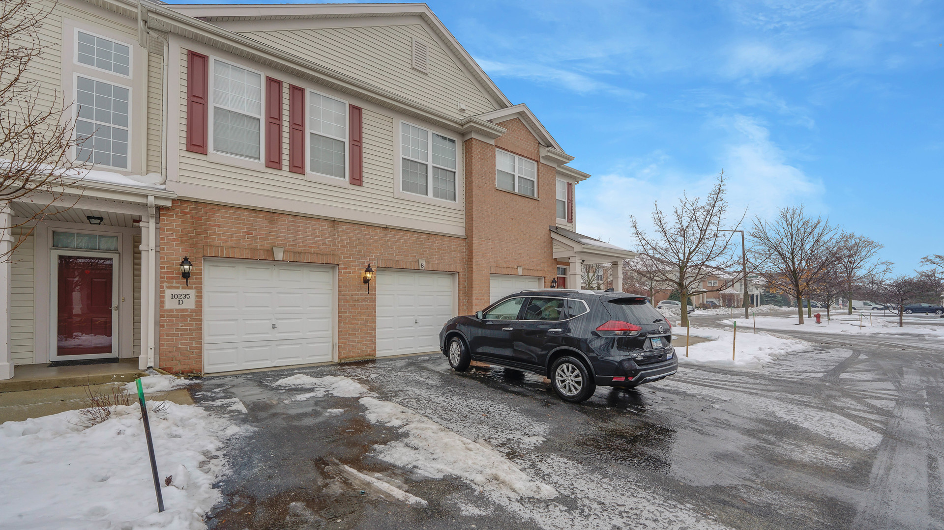 10235 Mulberry Lane #D, Bridgeview, IL 60455