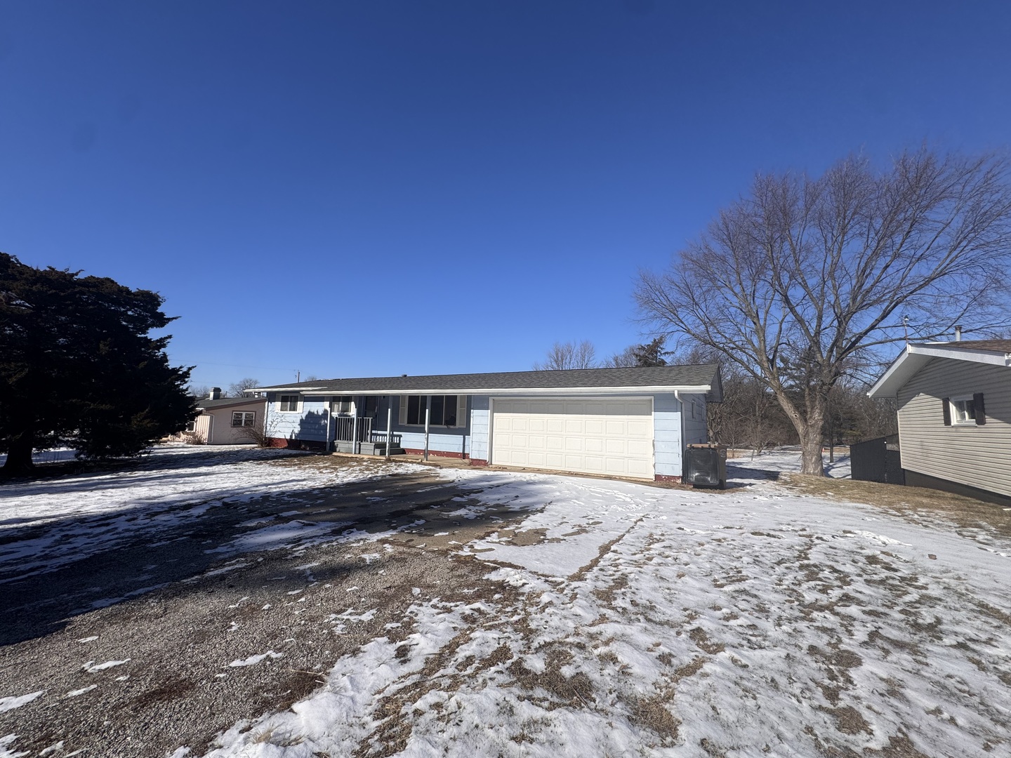 806 NE 3rd Street, Galva, IL 61434