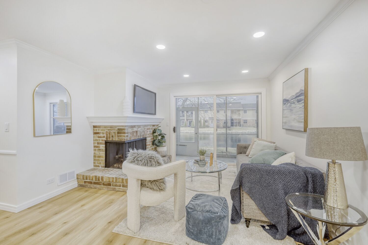 7285 Willow Way Lane #3B, Willowbrook, IL 60527