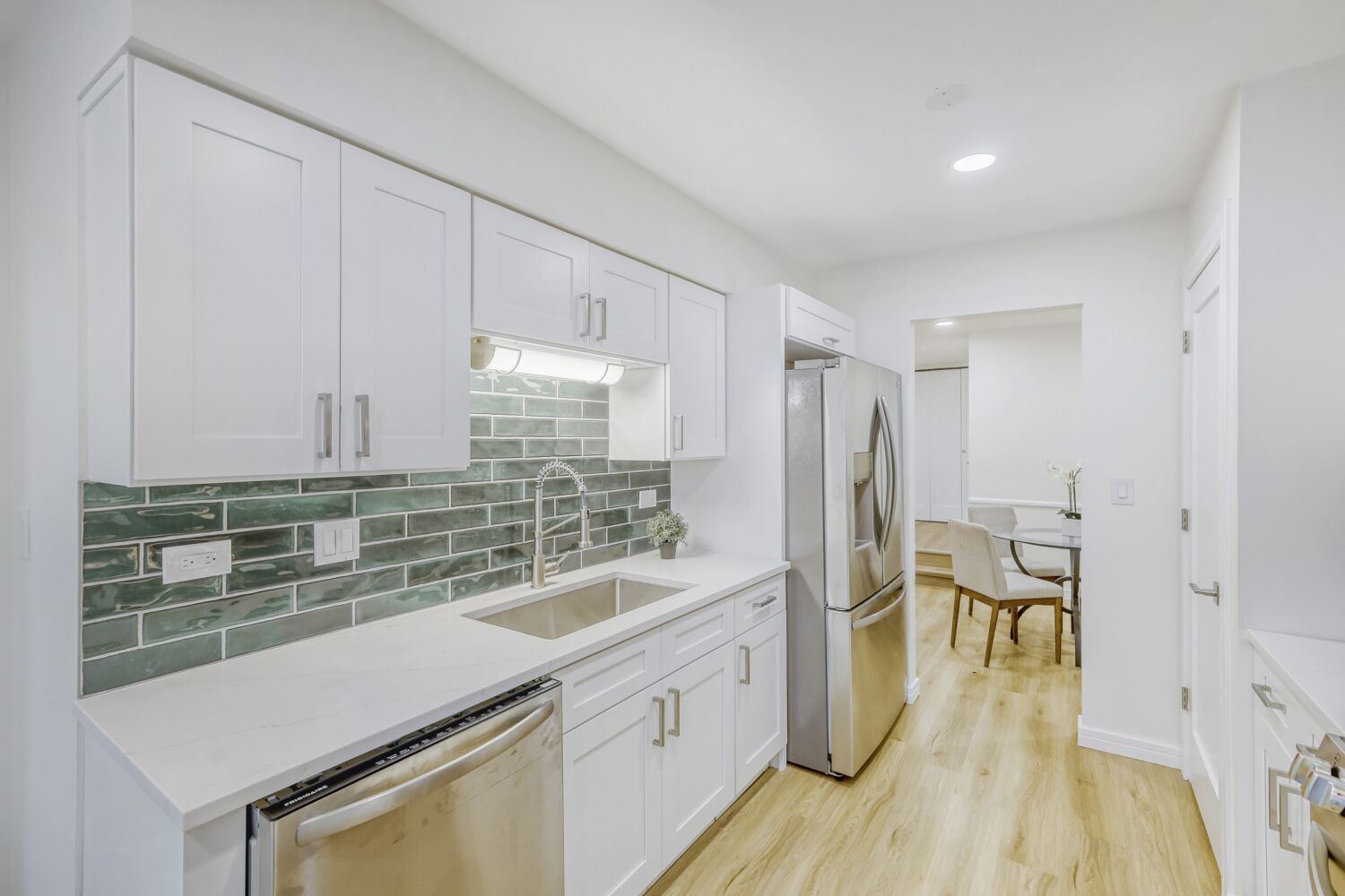 7285 Willow Way Lane #3B, Willowbrook, IL 60527