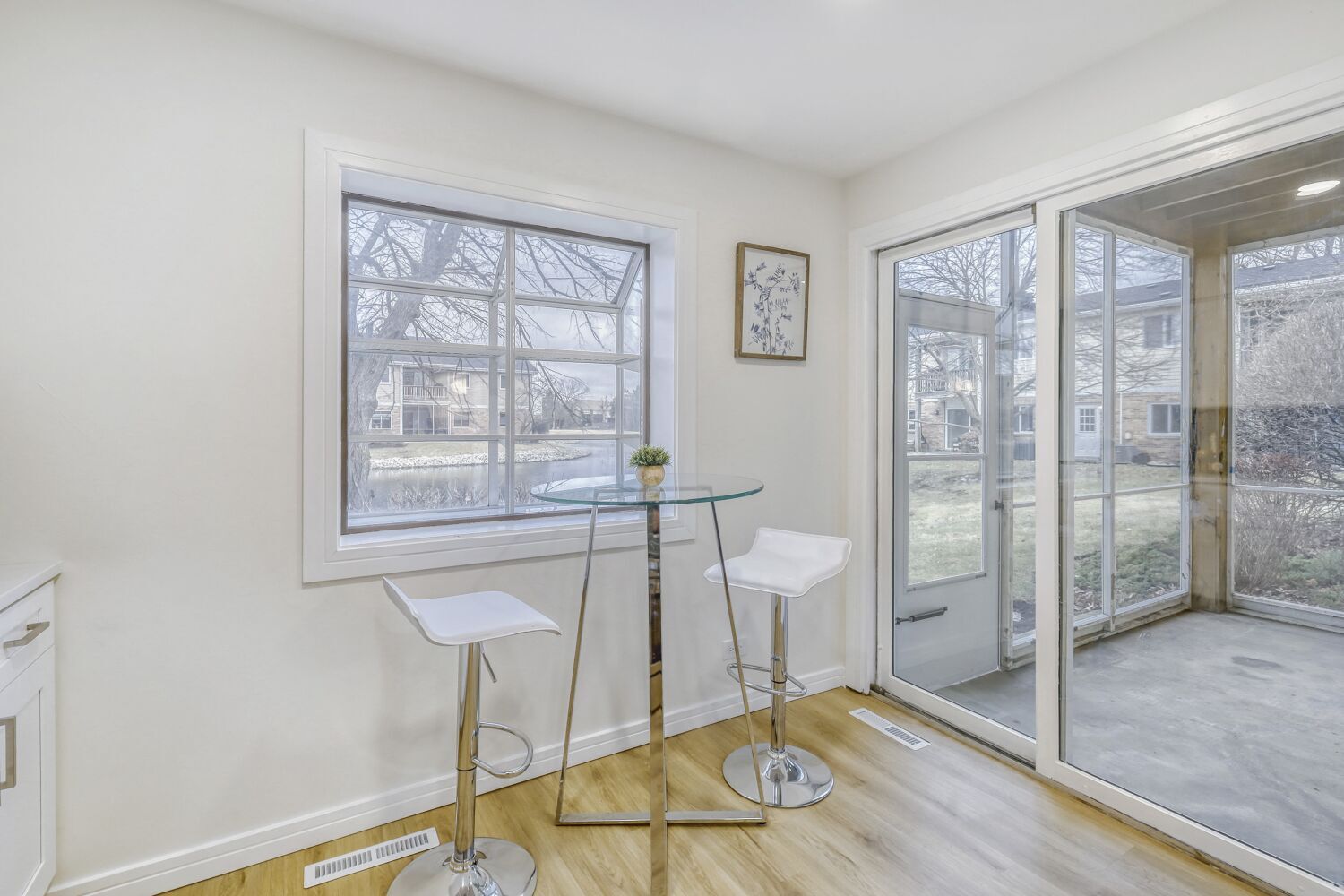 7285 Willow Way Lane #3B, Willowbrook, IL 60527