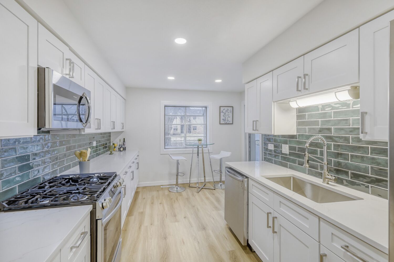 7285 Willow Way Lane #3B, Willowbrook, IL 60527