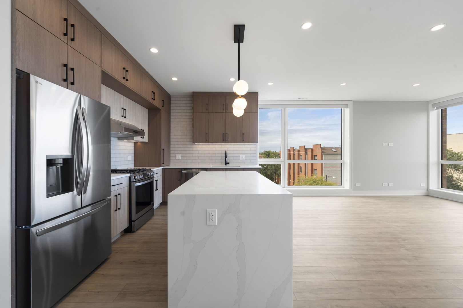 2355 W Flournoy Street #201, Chicago, IL 60612