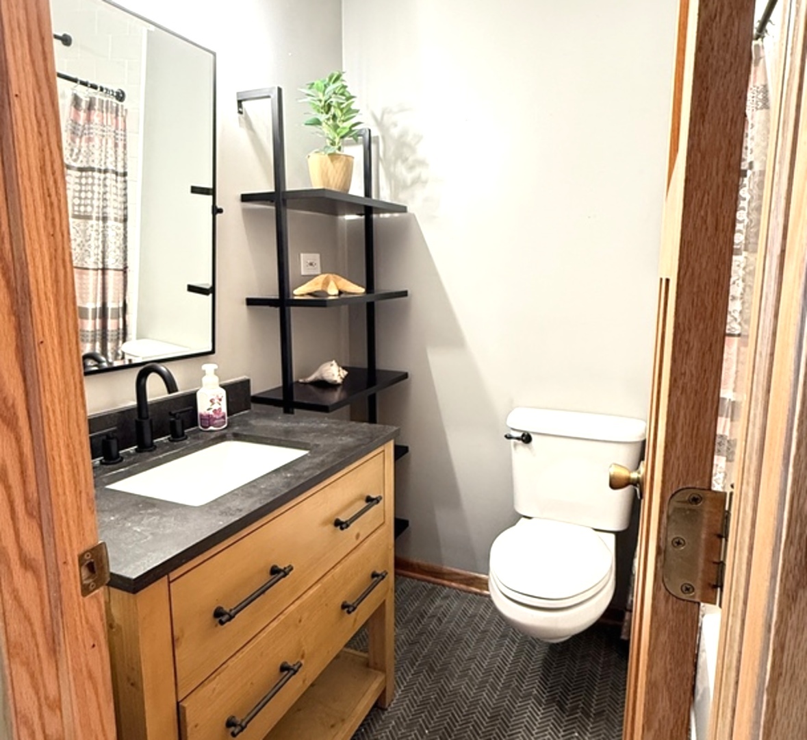 5509 E Lake Drive #C, Lisle, IL 60532