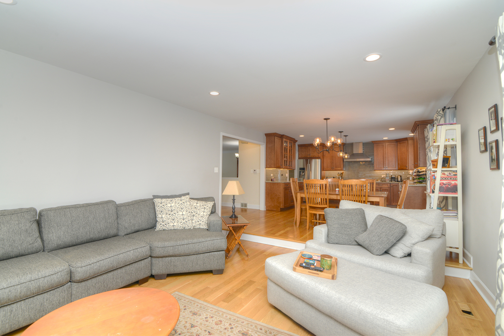 178 Bobwhite Court, Bloomingdale, IL 60108