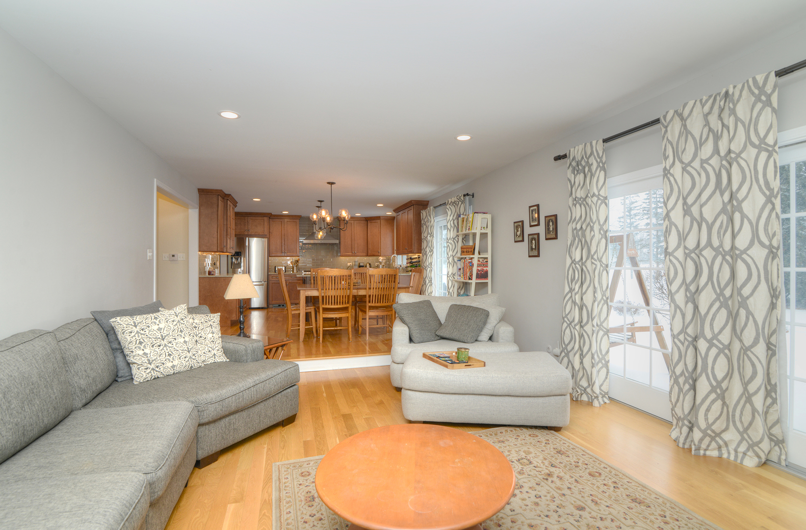 178 Bobwhite Court, Bloomingdale, IL 60108