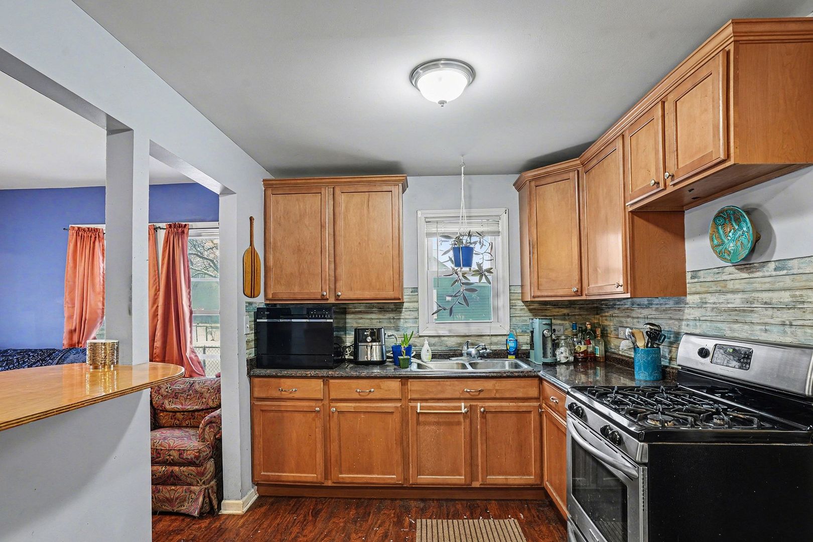 260 Beckwith Street, Aurora, IL 60505