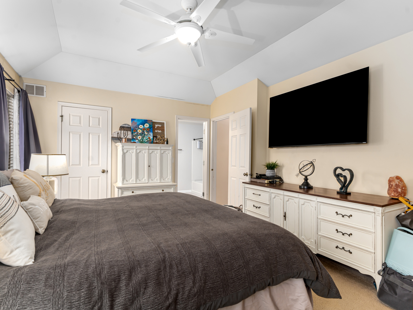 2722 Lahinch Drive, Aurora, IL 60503