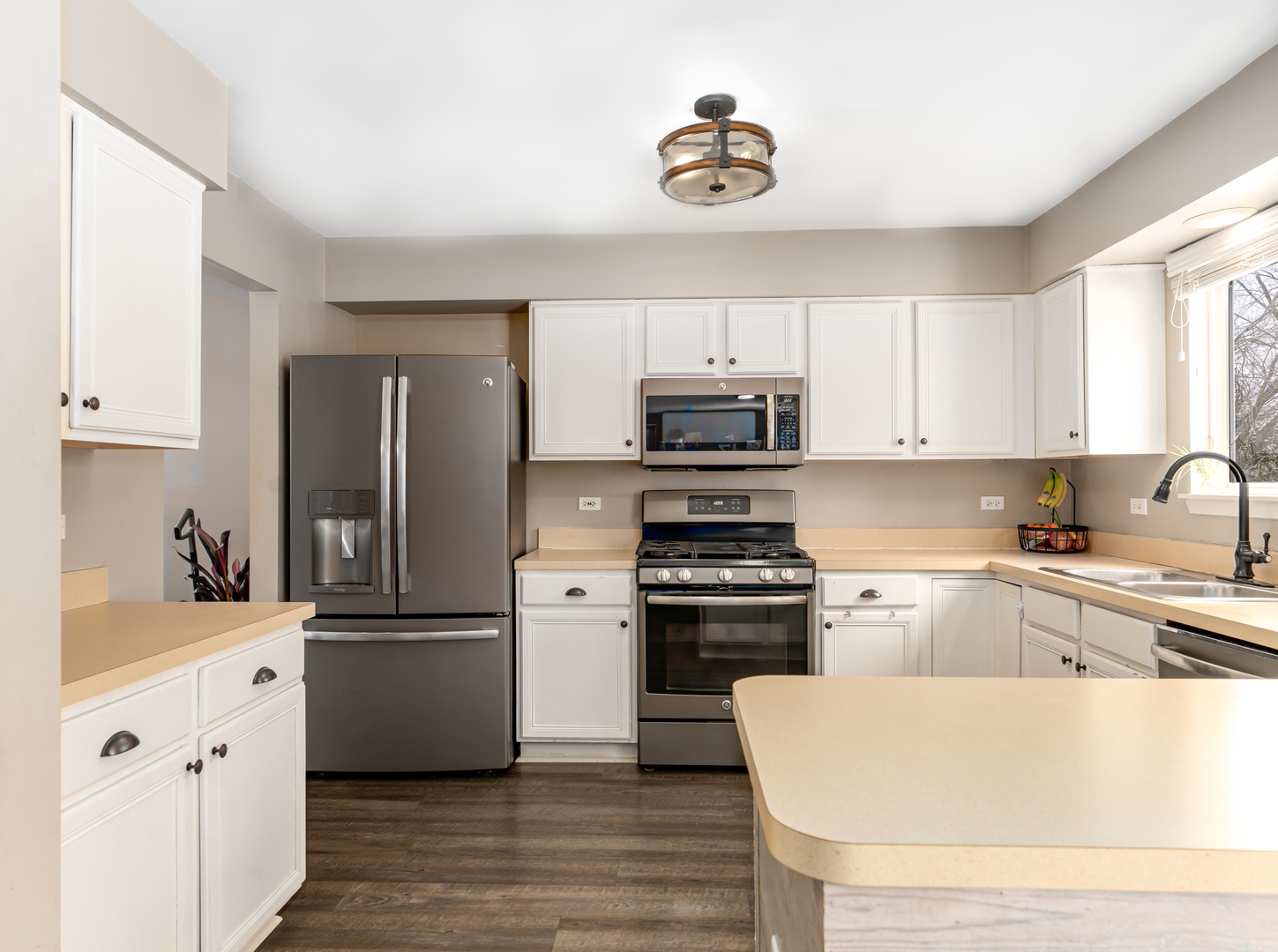 2722 Lahinch Drive, Aurora, IL 60503