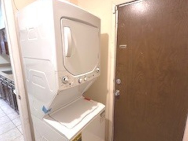 19129 Pine Drive #113, Country Club Hills, IL 60478