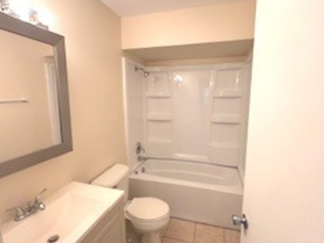 19129 Pine Drive #113, Country Club Hills, IL 60478