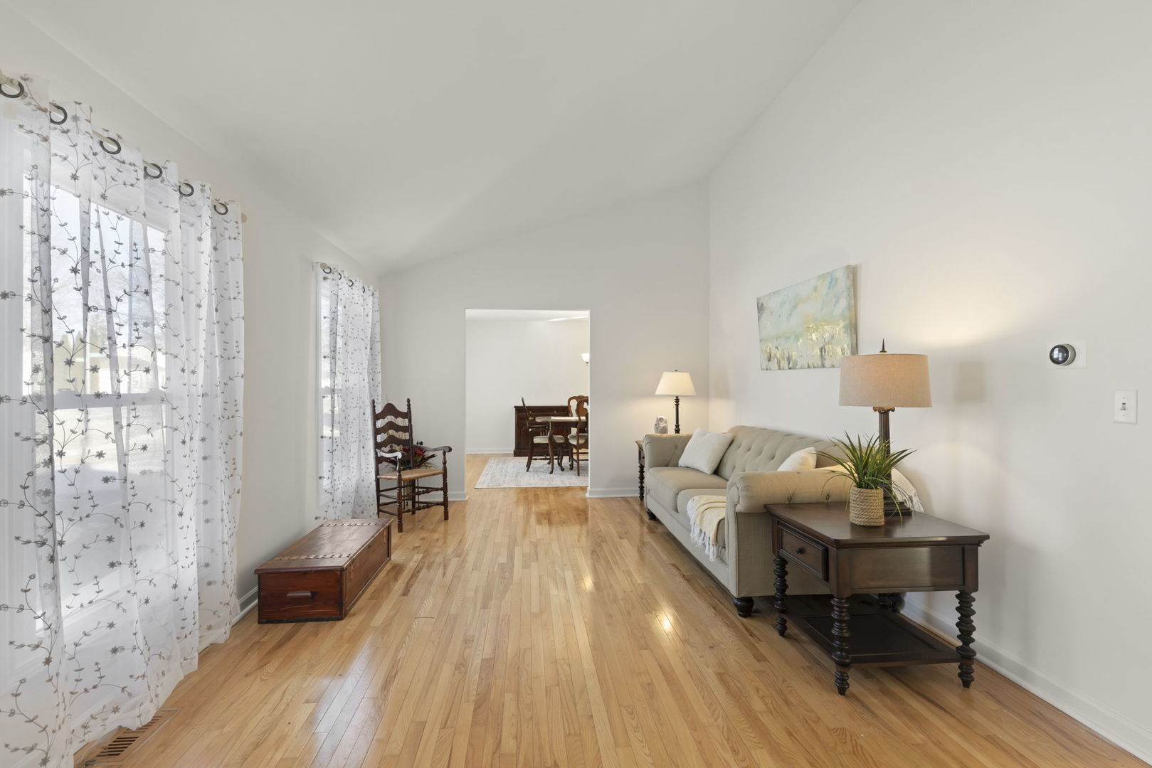 1231 Tyburn Drive, Schaumburg, IL 60194