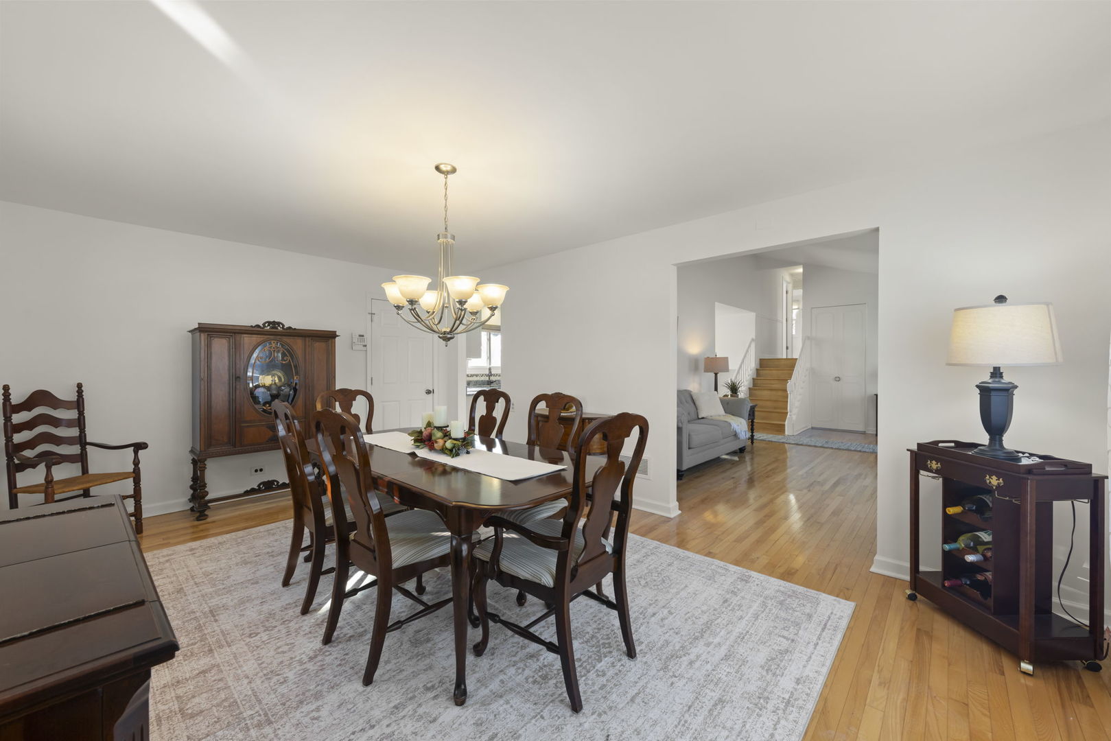 1231 Tyburn Drive, Schaumburg, IL 60194