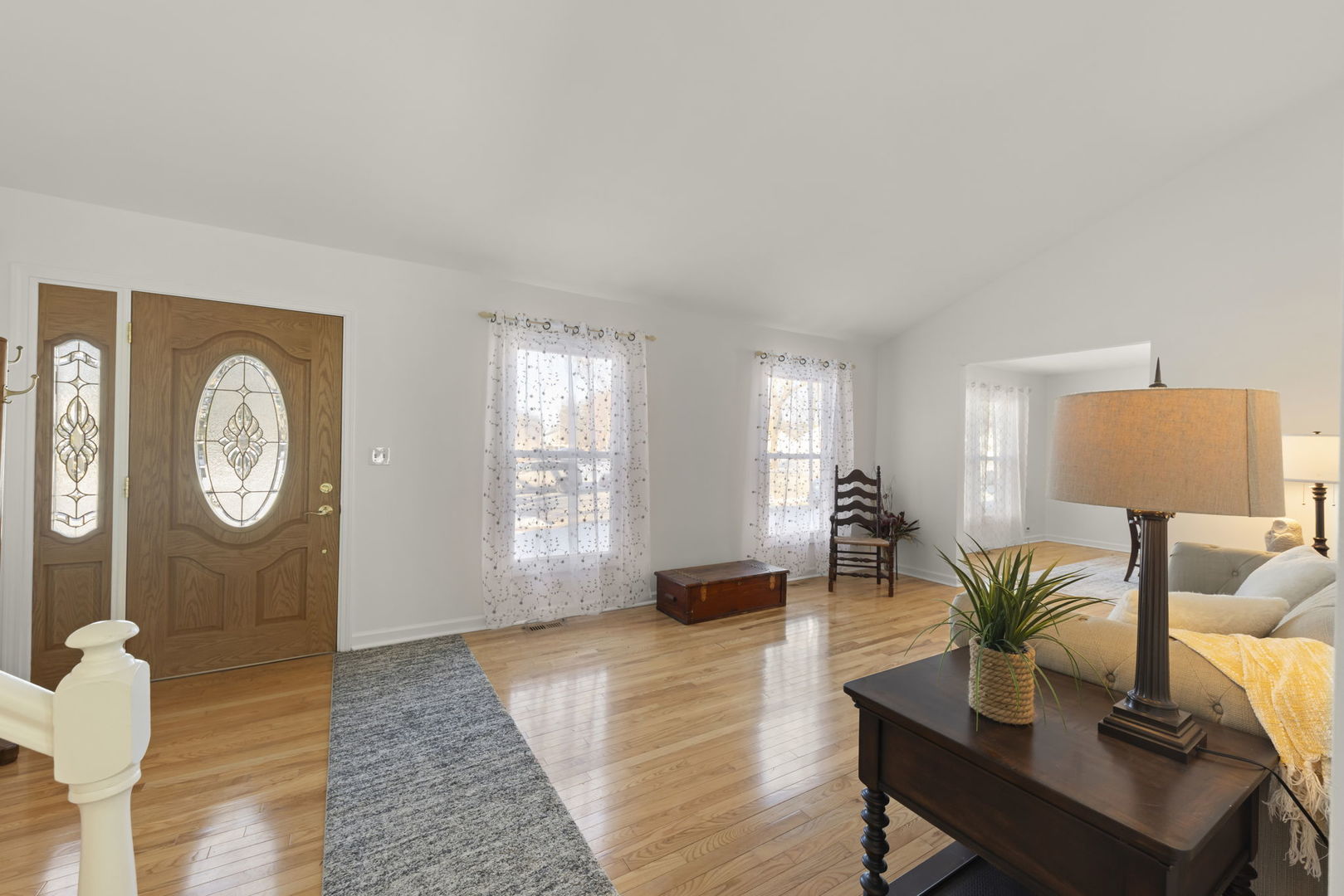 1231 Tyburn Drive, Schaumburg, IL 60194