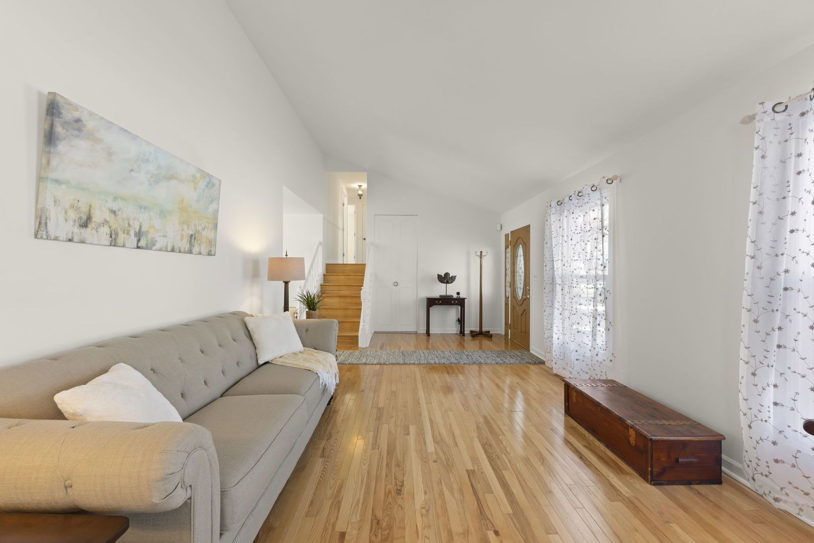 1231 Tyburn Drive, Schaumburg, IL 60194