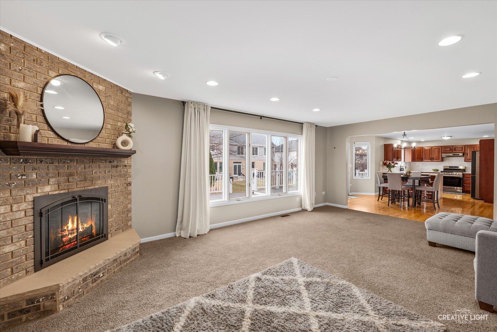 8146 Hampton Drive, Woodridge, IL 60517