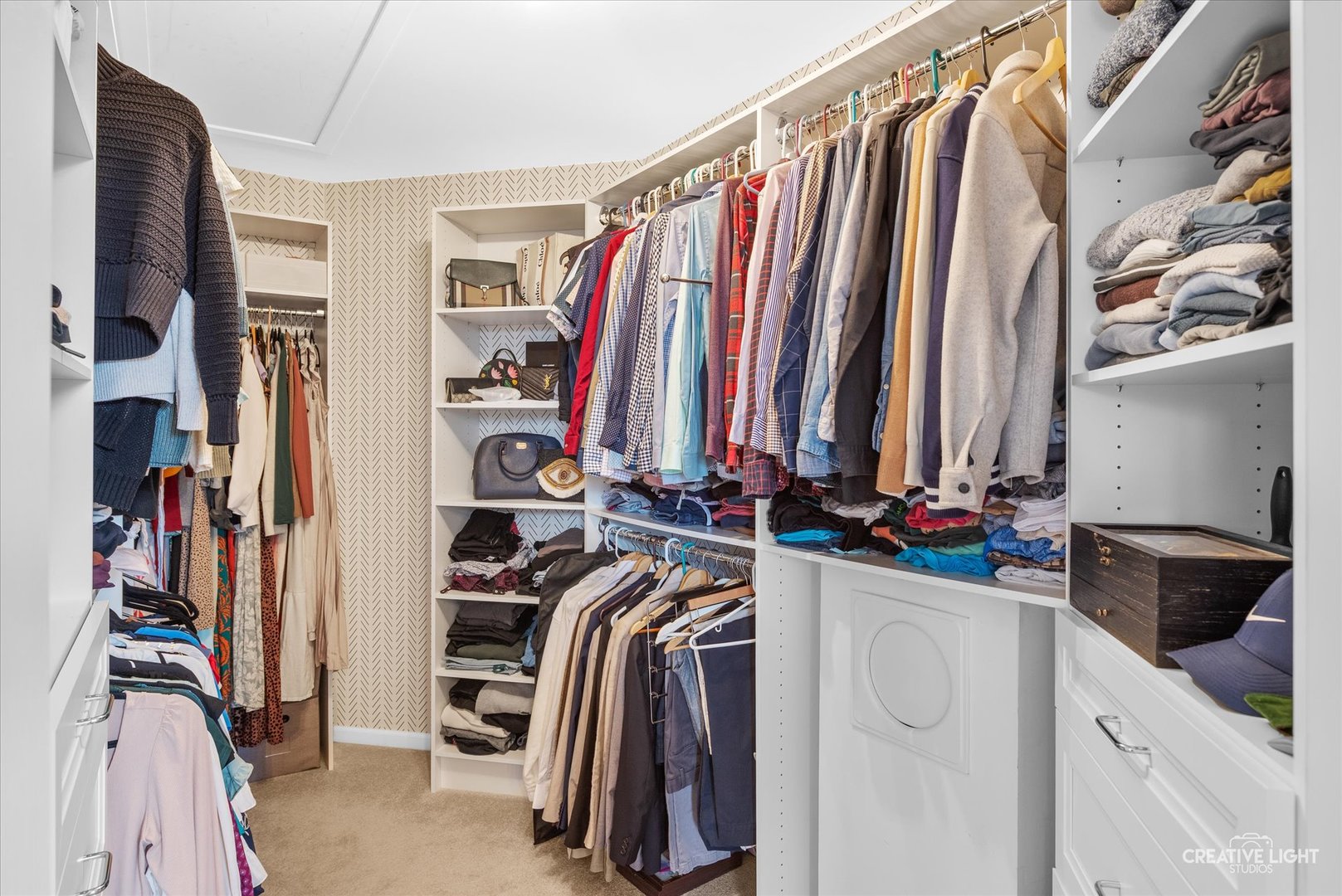 8146 Hampton Drive, Woodridge, IL 60517