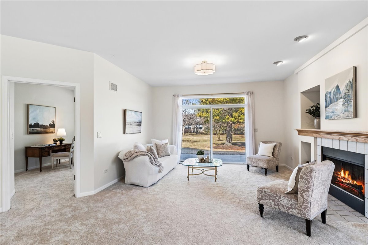 2334 Meadowcroft Lane, Grayslake, IL 60030