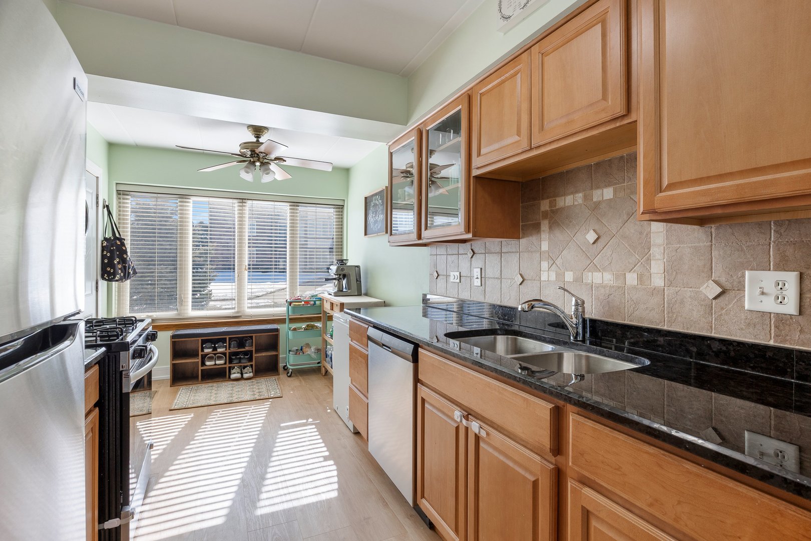 4940 Circle Court #604, Crestwood, IL 60418