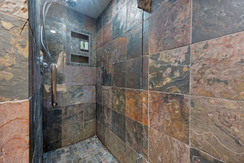 4940 Circle Court #604, Crestwood, IL 60418