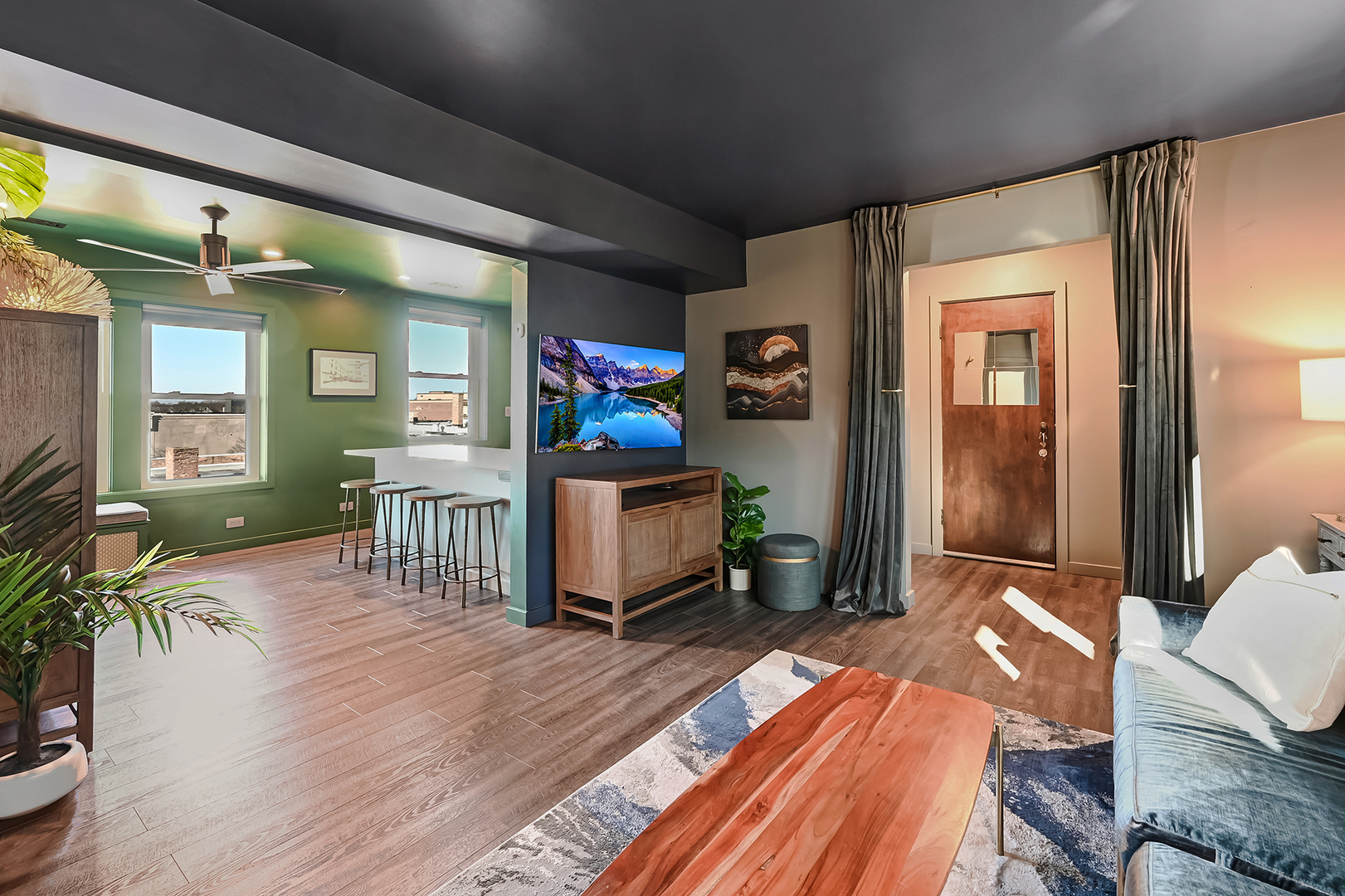 75 E Harris Avenue #3C, La Grange, IL 60525