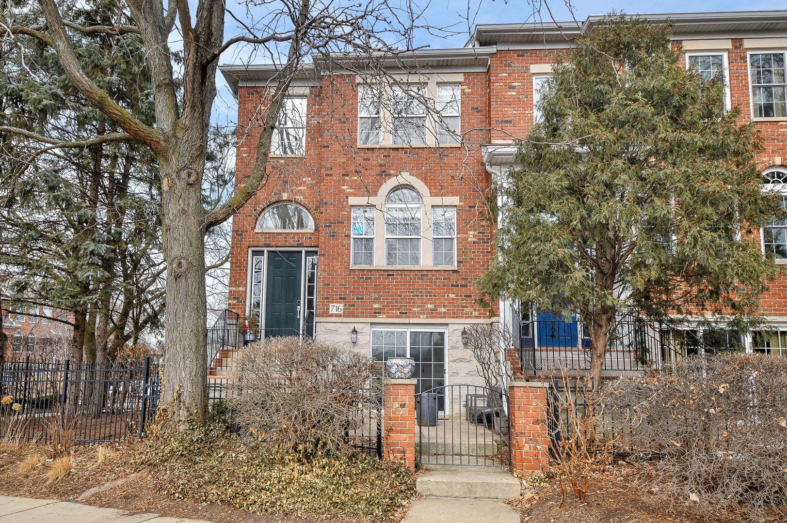 Naperville, IL 60563