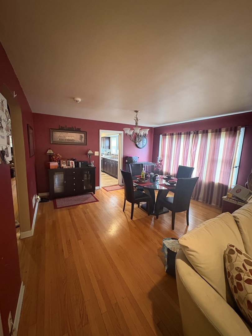 8800 S Merrill Avenue, Chicago, IL 60617