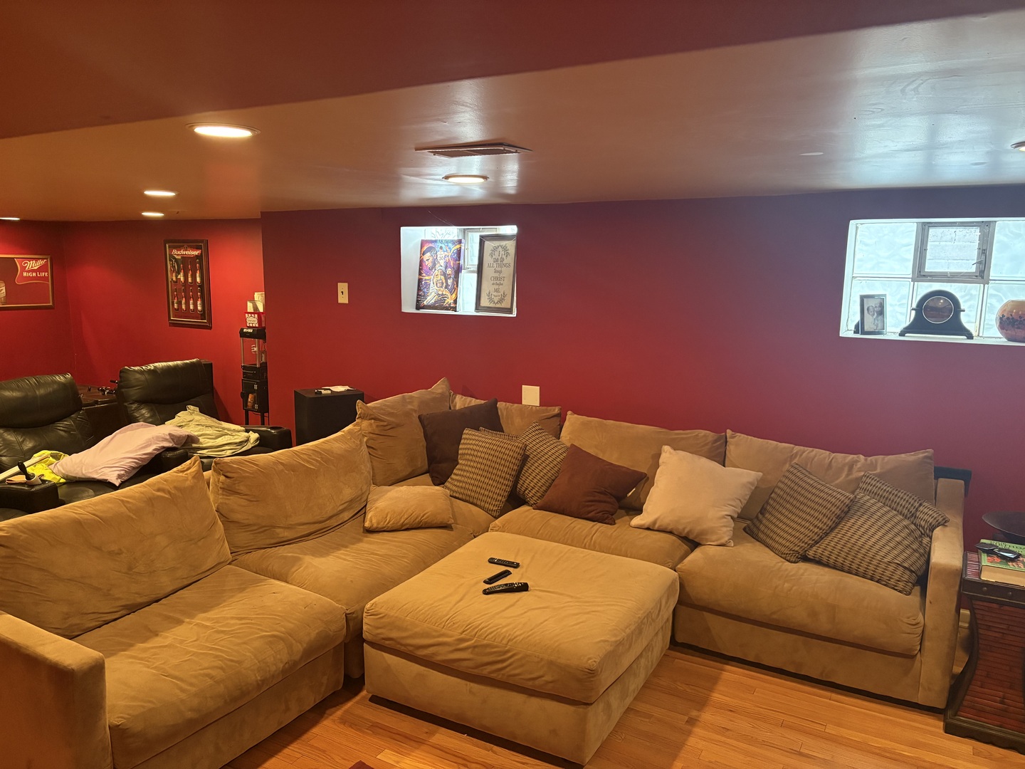 8800 S Merrill Avenue, Chicago, IL 60617