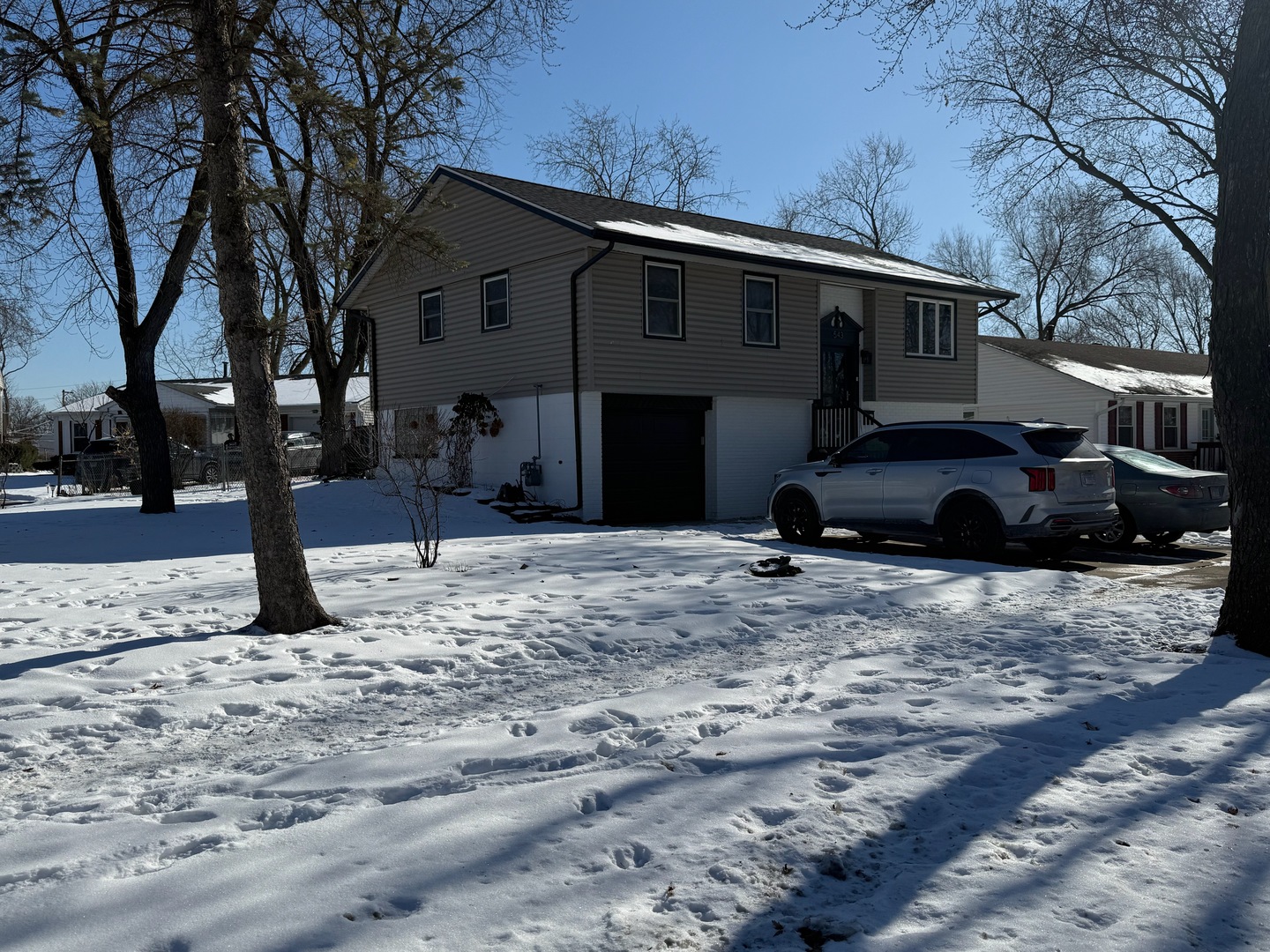 543 Ridge Circle, Streamwood, IL 60107