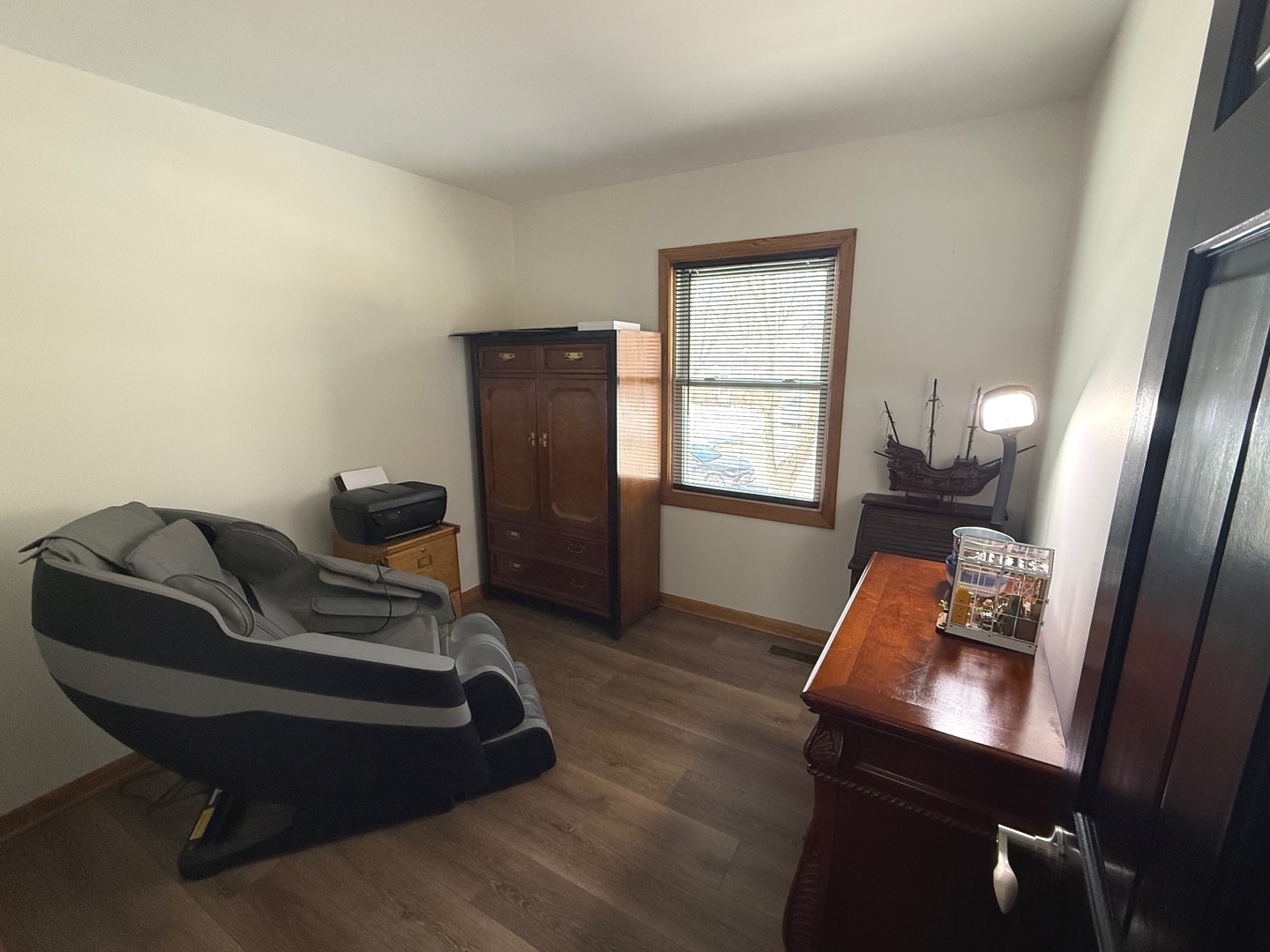 543 Ridge Circle, Streamwood, IL 60107