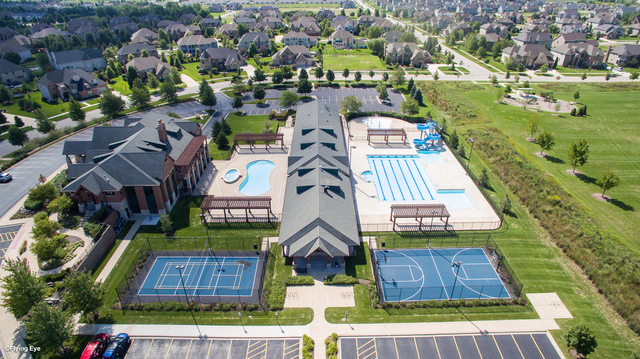 5332 Cedar Drive, Naperville, IL 60564